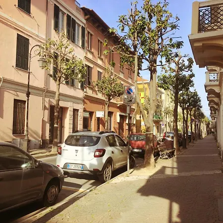 La Via Del Mare شقة